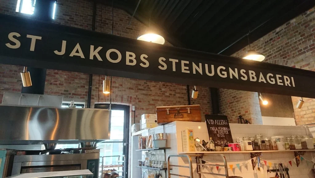 den-stora-skylten